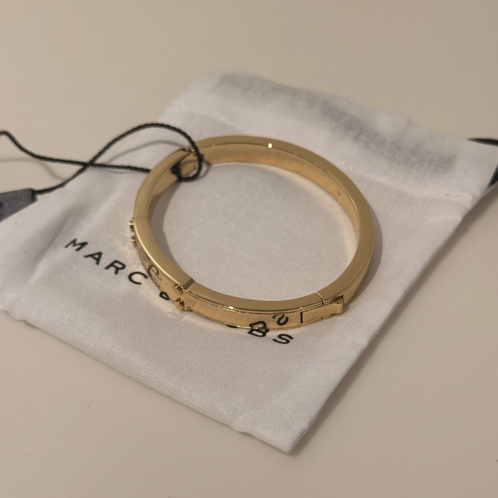 NWT Marc Jacobs gold bangle - M/L - Picture 3 of 8